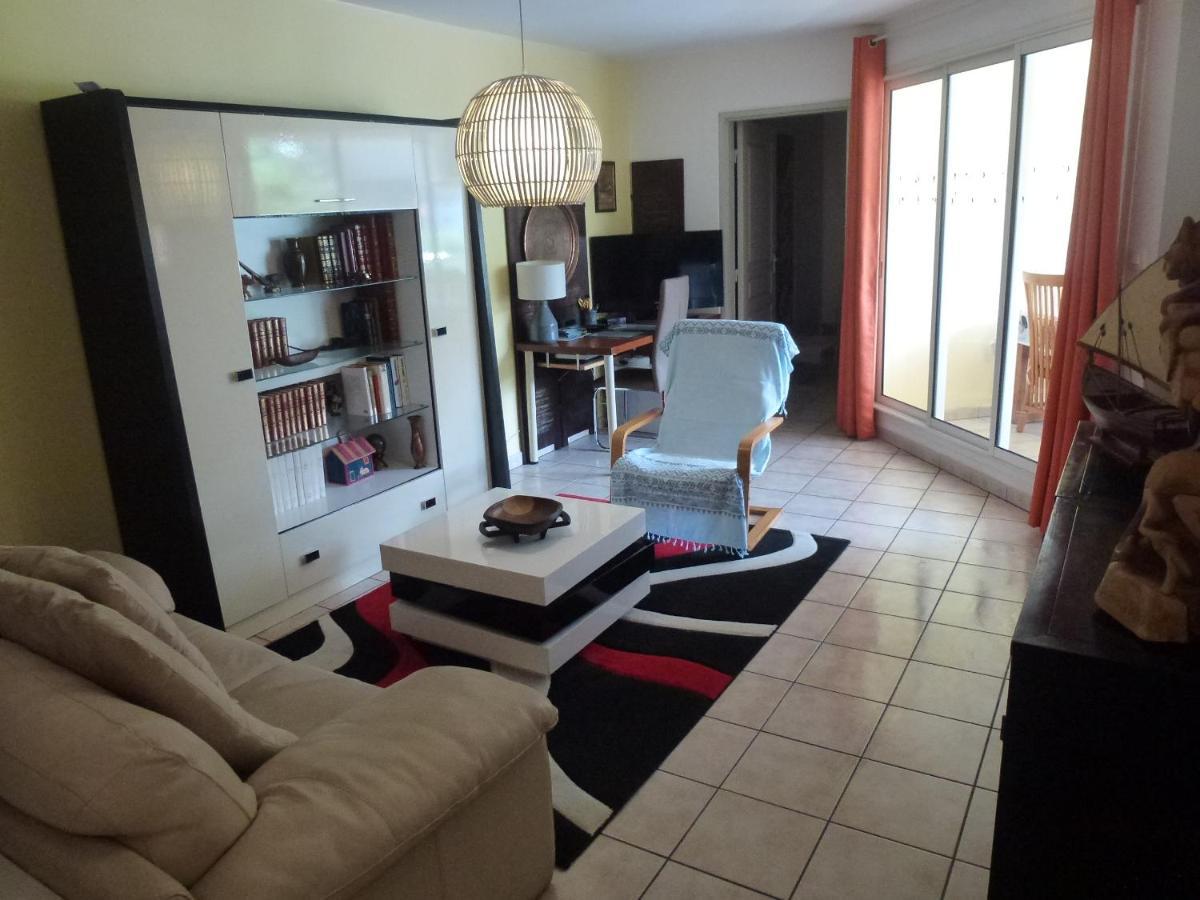 Central Montgaillard Saint-Denis Exterior foto